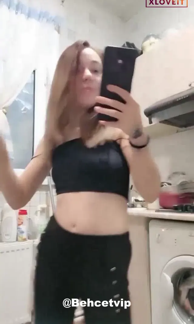 Tango Bebiş ifşa Canlı yayınını seyret — Canlı Yayınlar · sahne 3