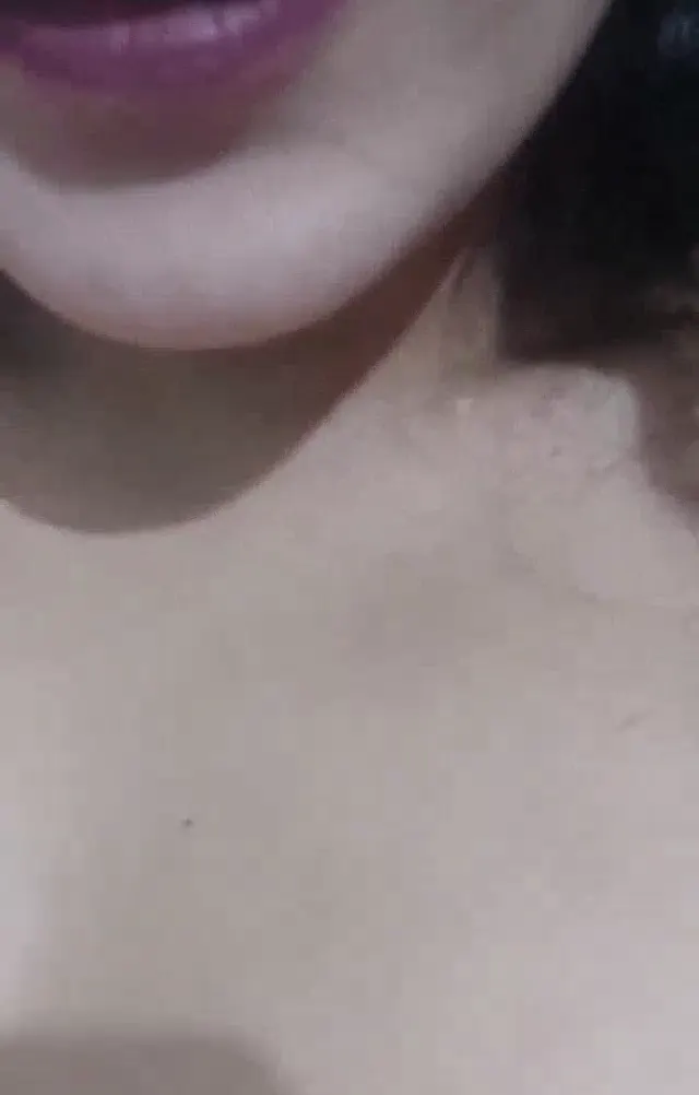 Tango Bilge ifşa Azgın hatun amının derinliklerini gösterdi — Bedava Porno · sahne 3