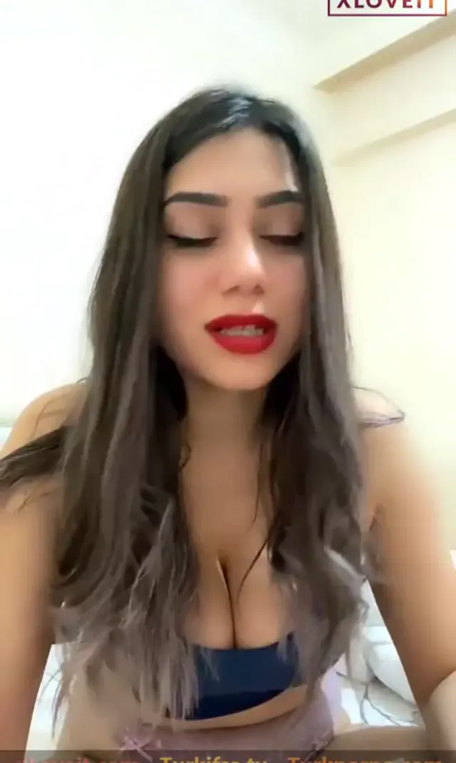 Tango Çağla ifşa Sağlam memeli hatunun yayını — Tango Çağla — Canlı Yayınlar · sahne 2