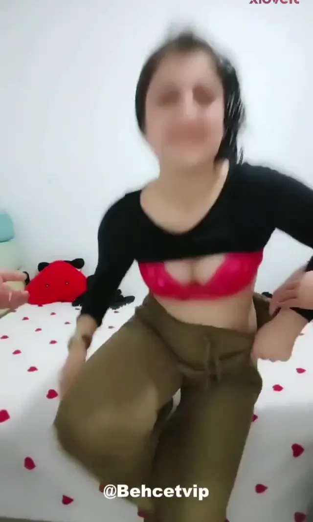 Tango Hülya ifşa Kürt kızlarından nude yayın — Canlı Yayınlar · sahne 1
