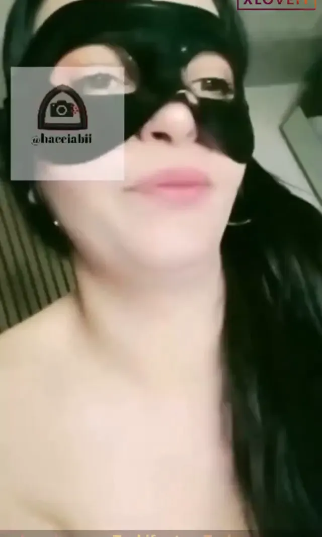 Işıl ifşa Seksi kızdan nude yayın videosu — Işıl — Canlı Yayınlar · sahne 1