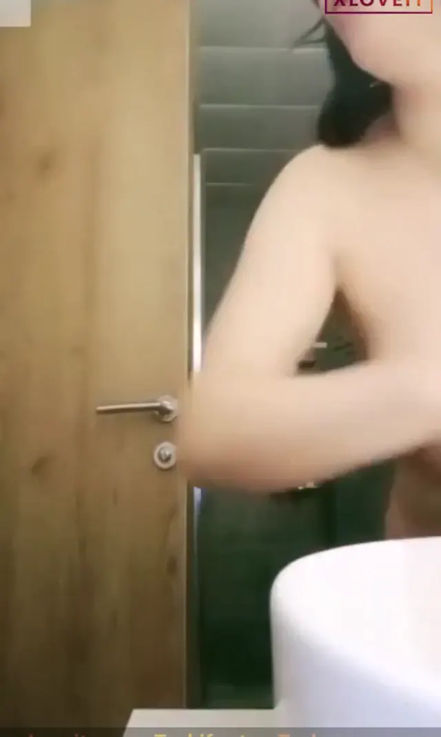 Işıl ifşa Seksi kızdan nude yayın videosu — Işıl — Canlı Yayınlar · sahne 3