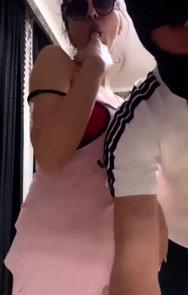 Tango Melis ifşa Fenna çiftten canlı yayın — Tango Melis — Bedava Porno · sahne 1