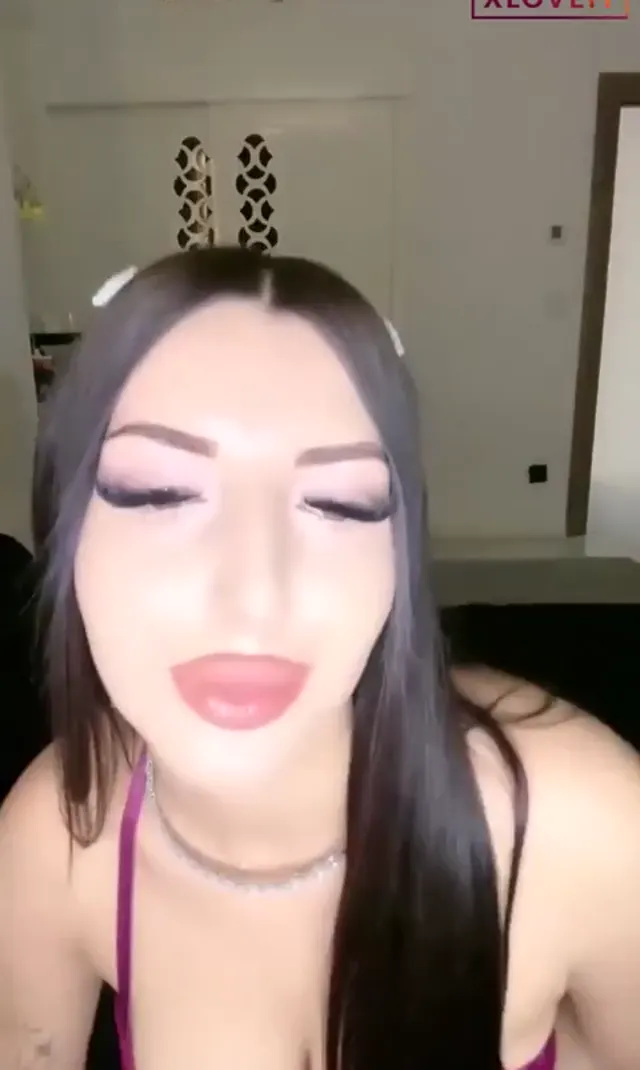 Tango Sena ifşa Büyük memeli hatun yayında — Tango Sena — Canlı Yayınlar · sahne 1