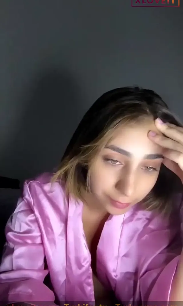 Tango Suzan ifşa Kabak gibi amcığıyla kameraya domaldı — Tango Suzan — Canlı Yayınlar · sahne 2