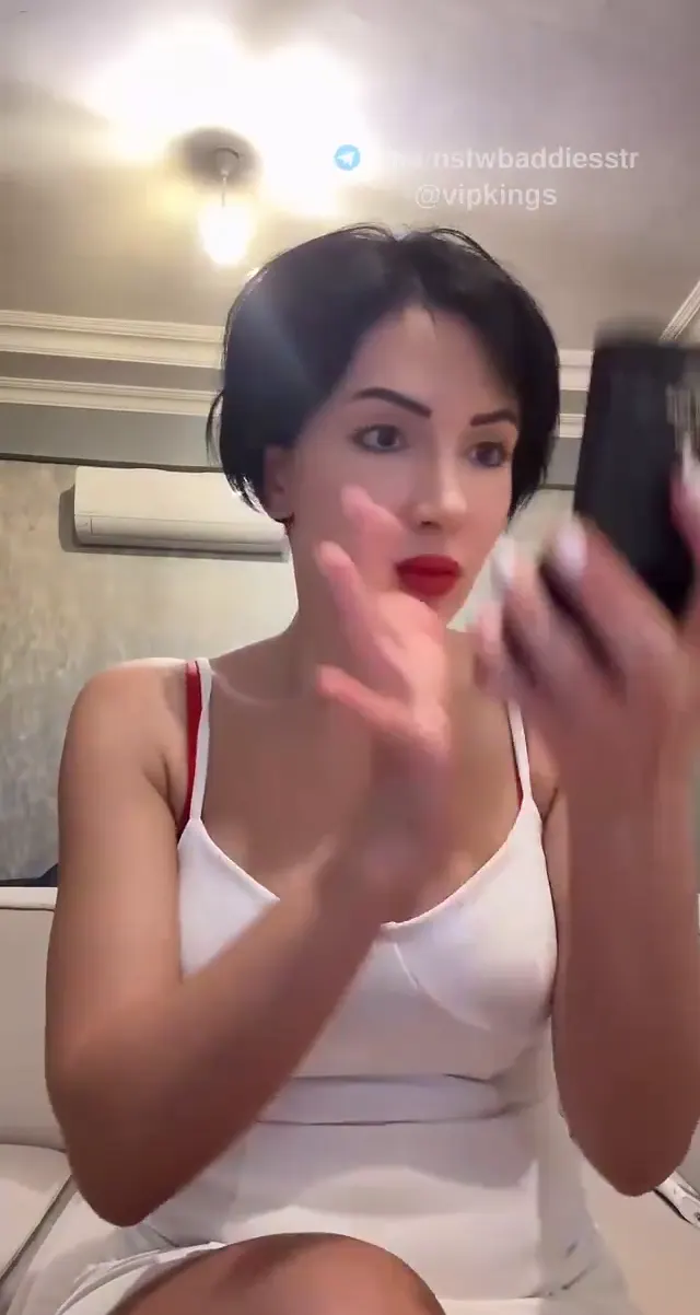 Tiktok — Tiktok ifşa Melis canlı yayınından video · sahne 3