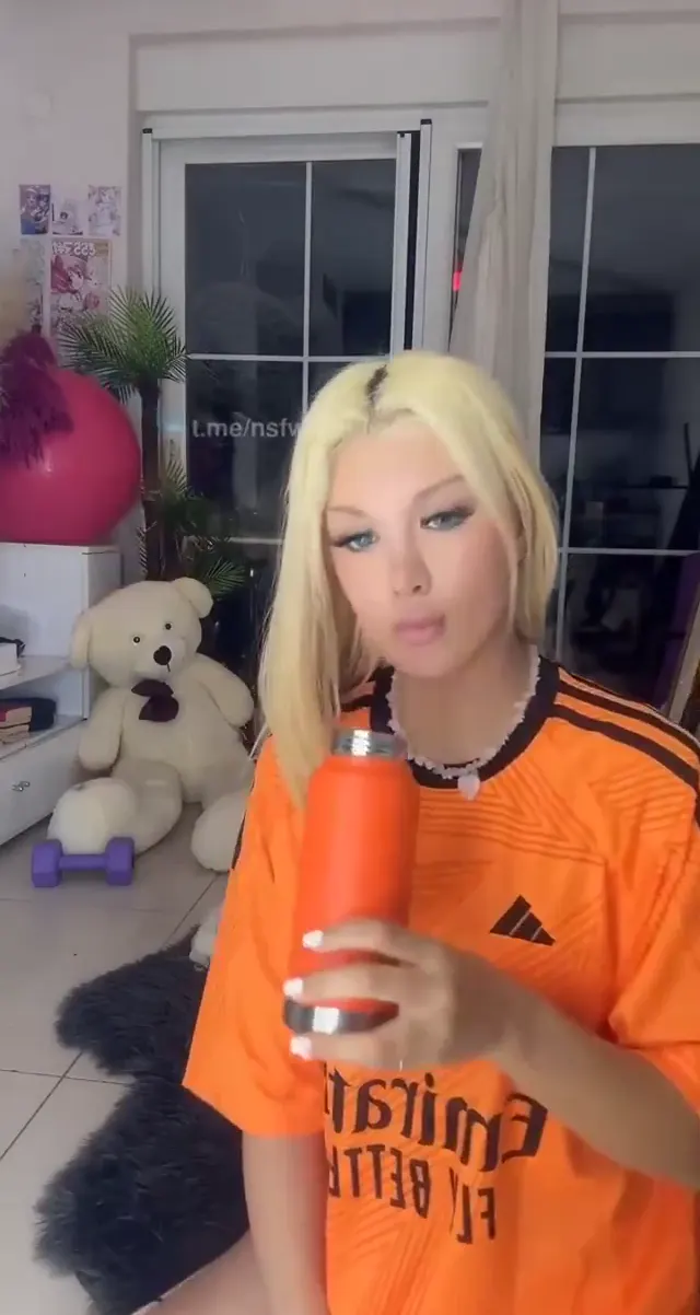 Tiktok MissHoca ifşa – Yayın videosu Vol 7 — MissHoca — Canlı Yayınlar · sahne 2