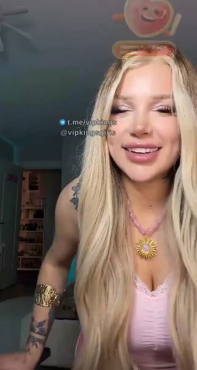 Tiktok Şeyma ifşa Kişisel bakımlı yayın videosu — Canlı Yayınlar · sahne 2