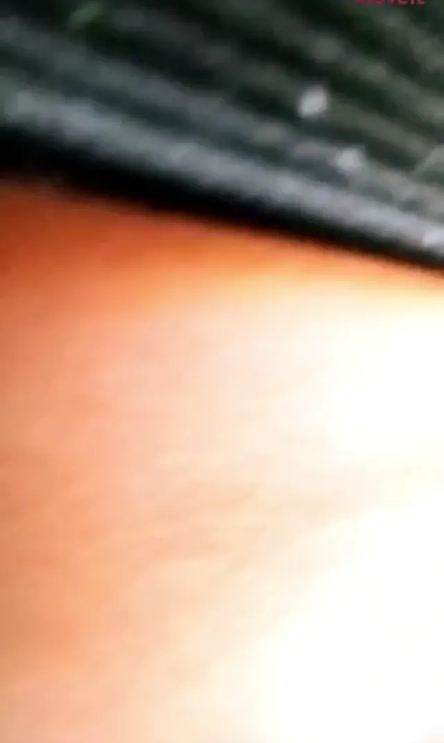 Türbanlı kadın camdan dışarı bakarken sevgilisi sikti — Amatör Porno · sahne 1