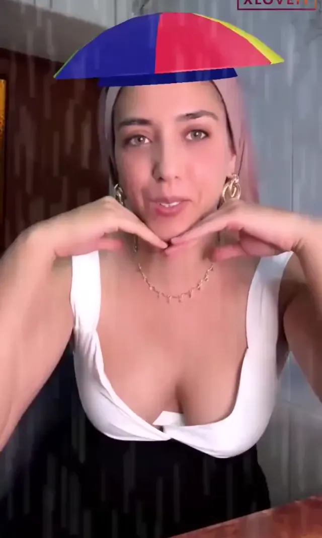 Türbanlı Yağmur ifşa EFSANE hatundan nude yayın — Türbanlı Yağmur — Canlı Yayınlar · sahne 2