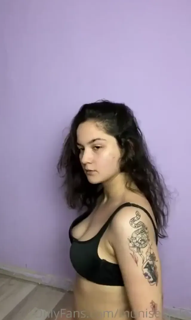 Ayşen çelik nude Külotsuz vücudunu sergiledi — Ayşen Çelik — Türk ifşa · sahne 2