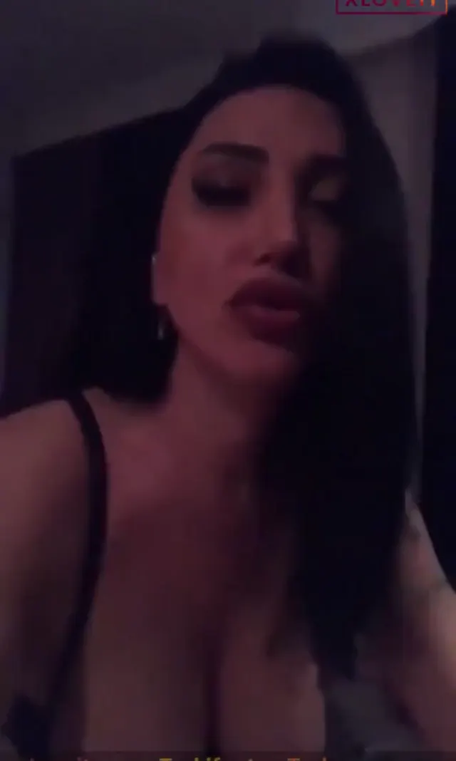 Utangaç Porno Türk Olgun Mazi kucakta içine aldı — Amatör Porno · sahne 1