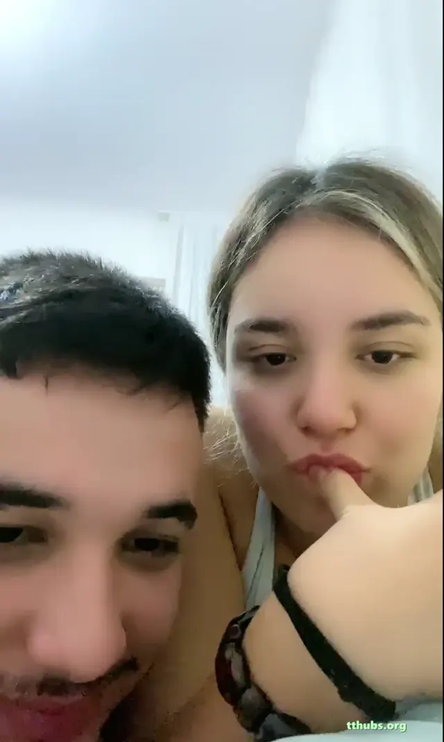 Vahşi Kelebek 🦋 Tango Live 2024-11-17 04 56 — Canlı Yayınlar · sahne 2