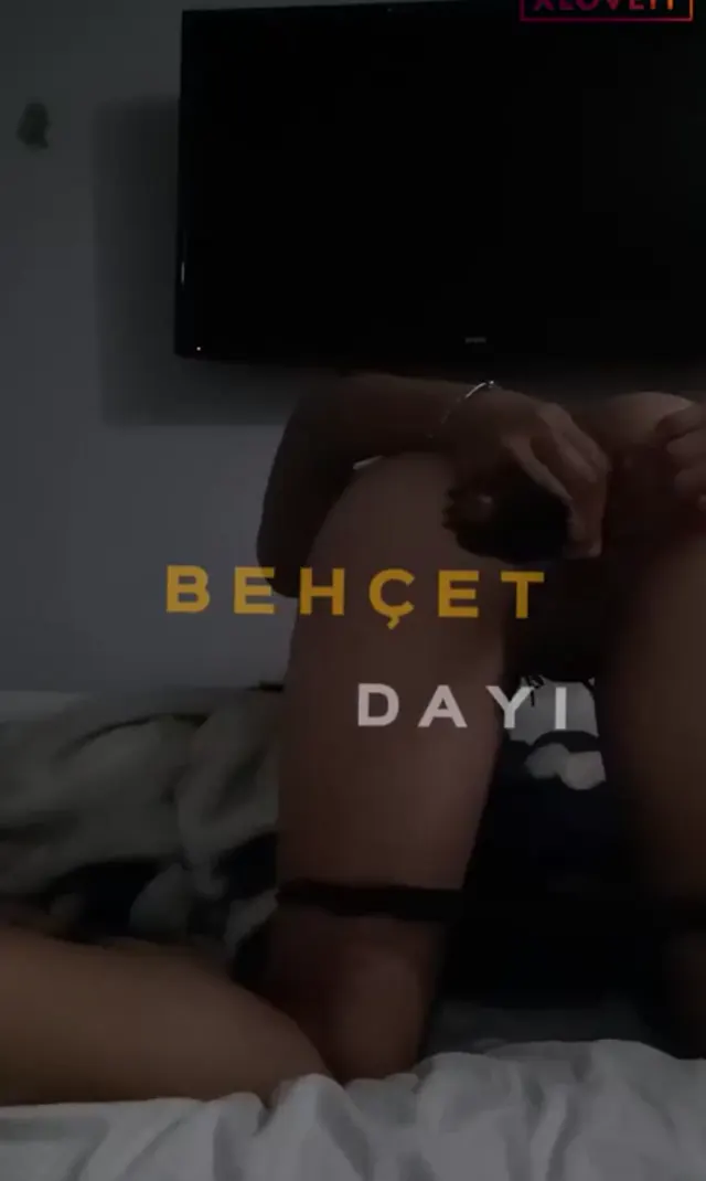 Yanka ifşa Işıkları söndürüp nude yayın yaptı — Tango Yanka — Canlı Yayınlar · sahne 1