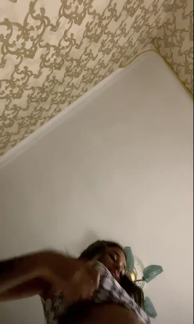 Yıldız — Yildiz Tango Live 2024-09-08 02-39-25 · sahne 3