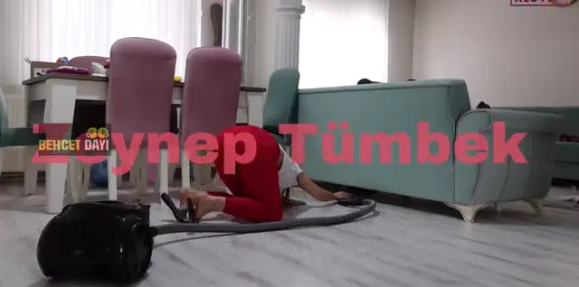 Zeynep Tümbek ifşa Katıl Youtube Part 95 seyret — Zeynep Tümbek — Bedava Porno · sahne 3