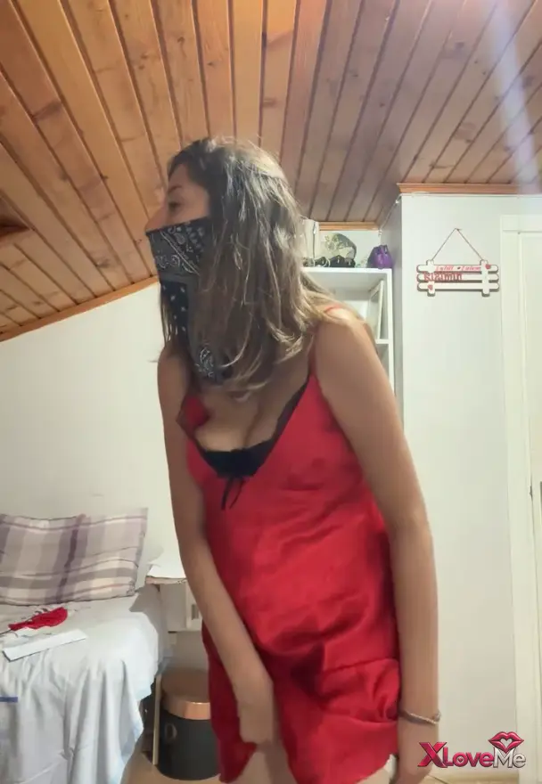 Tango Yayınları — Betül Çakmak ifşa Beyaz jartiyer denedi