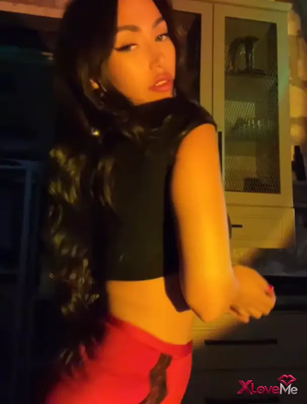Bigo Devilina ifşa Güzel kızın seksi showunu seyret — Devilina