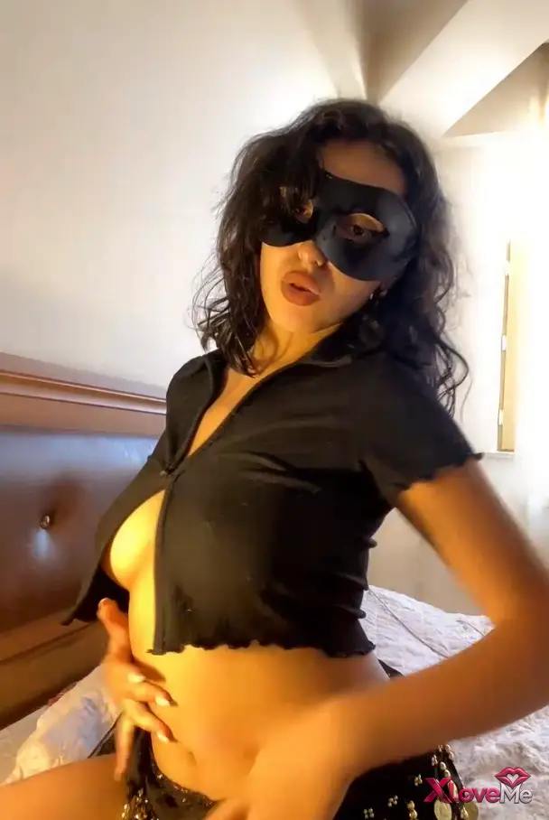 İfşa Alemi — Esmer ifşa Tango Goat isimli sexy hatun yayında