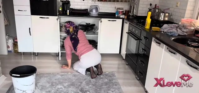 Fatma ile Her telden ifşa mutfağını temizledi — Fatma ile Her Telden