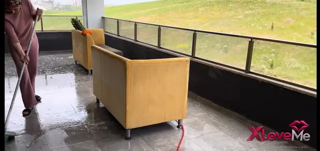 Youtube Katıl — Fatmayla Hertelden ifşa Koca balkonu yıkadı — Fatma ile Her Telden