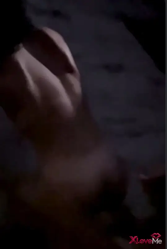 Cuckold Porno Hotwife Ceyda dostuna sikilirken kocası sırtına boşaldı — Hotwife Ceyda
