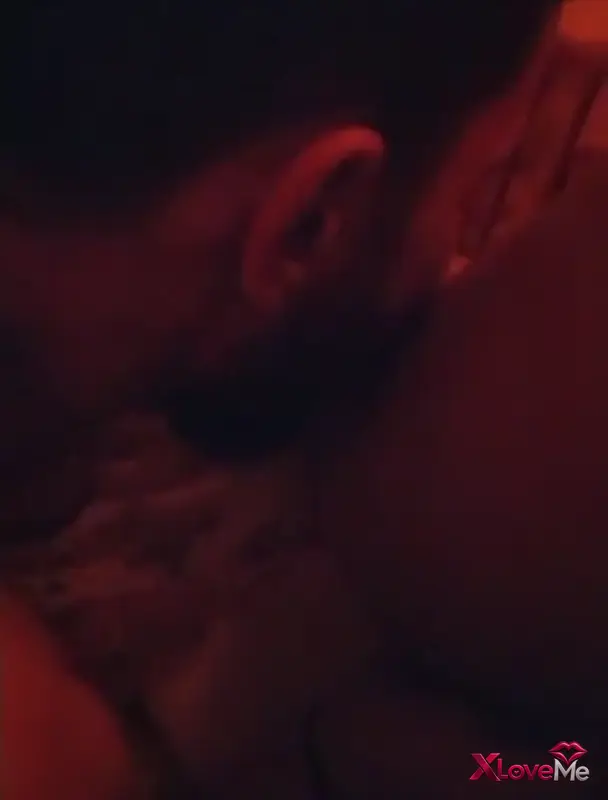 Porno 64 — Loş ortamda grup seks çalışması yerli video