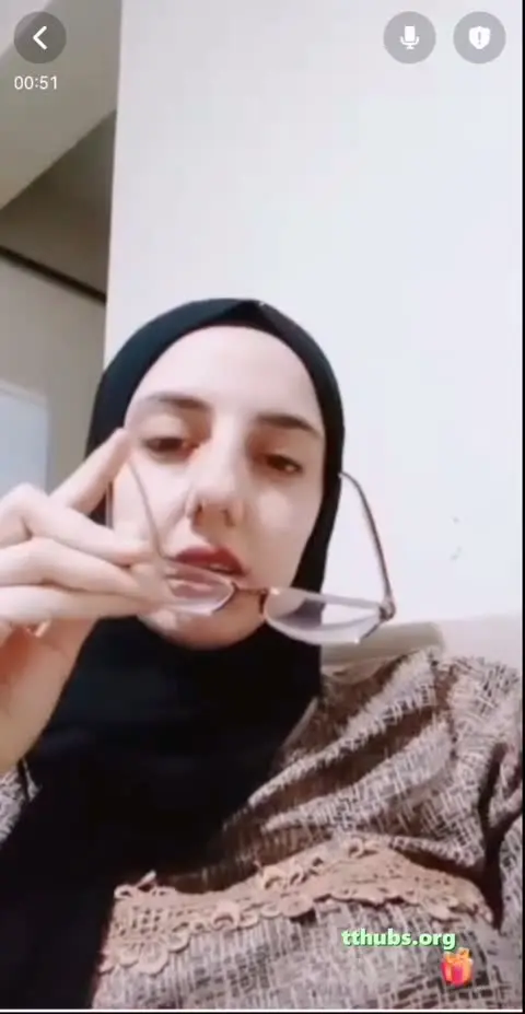 Türbanlı Porno — Seksi Türbanlı Türk