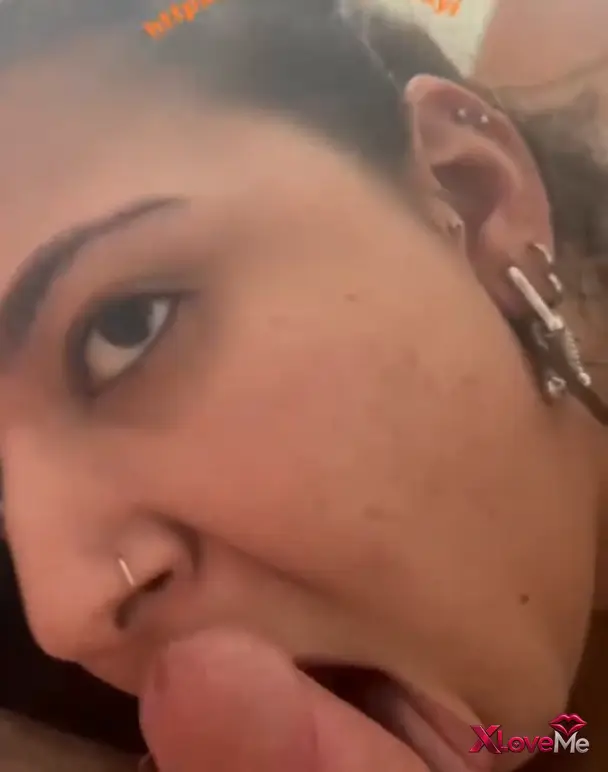 Amatör Sex — Şişman Porno Ateşli Melike sakso çekip amını siktirdi