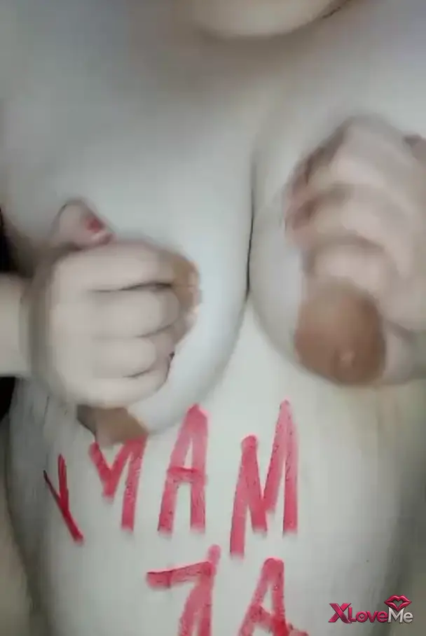Ücretsiz İzle — Sulu Kavun ifşa Şişman olgun kadın meme açtı