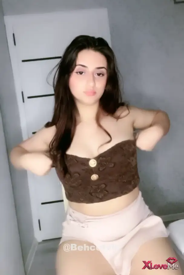 Türk İfşa Link — Tango Lily ifşa Güzel kaşar kızın yayını