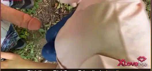 Türbanlı Porno — Türbanlının ağzına verip sikiyor yol kenarında