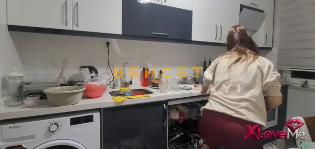 Yenge Porno — Zeynep Tümbek ifşa Katıl Youtube Part 114 seyret — Zeynep Tümbek