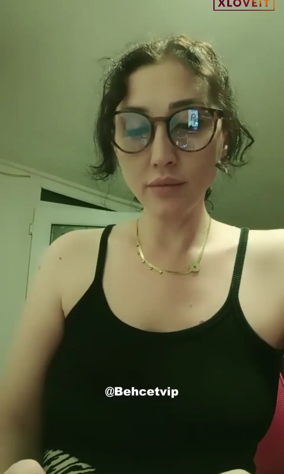 Sultan Ben ifşa Tango yayın videosunu seyret — Canlı Yayınlar